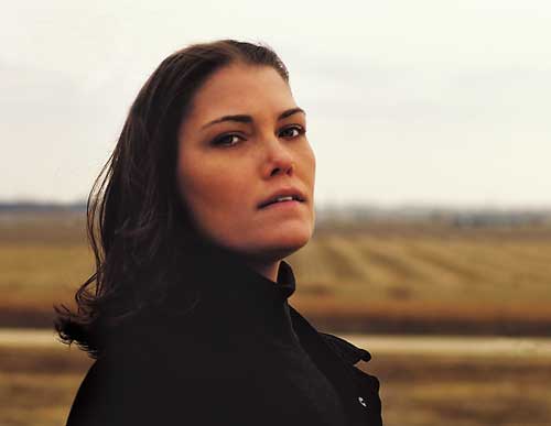 Zdjęcie autora Julie Cross